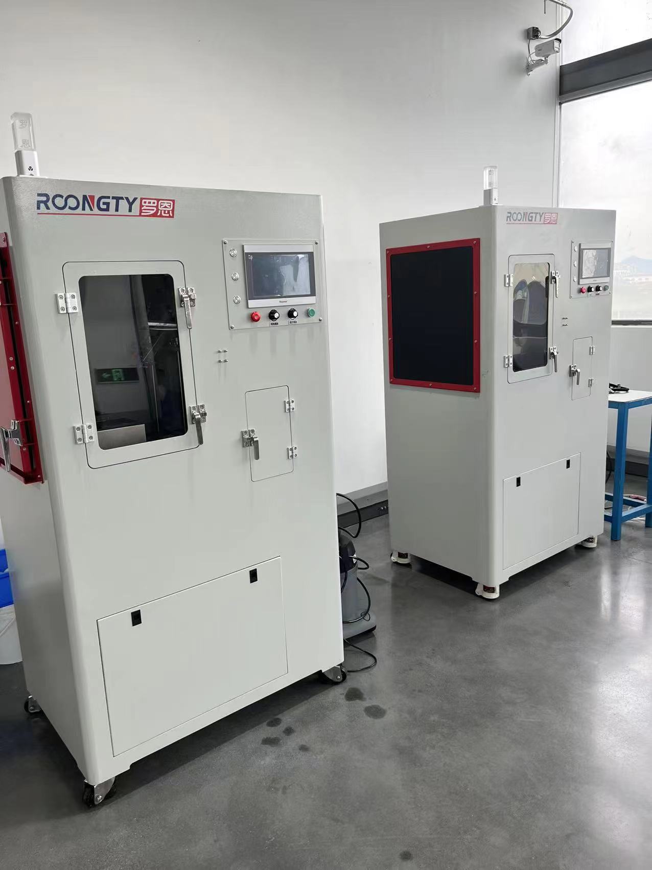 镜面喷射抛光机怎么选？厂家教你避坑